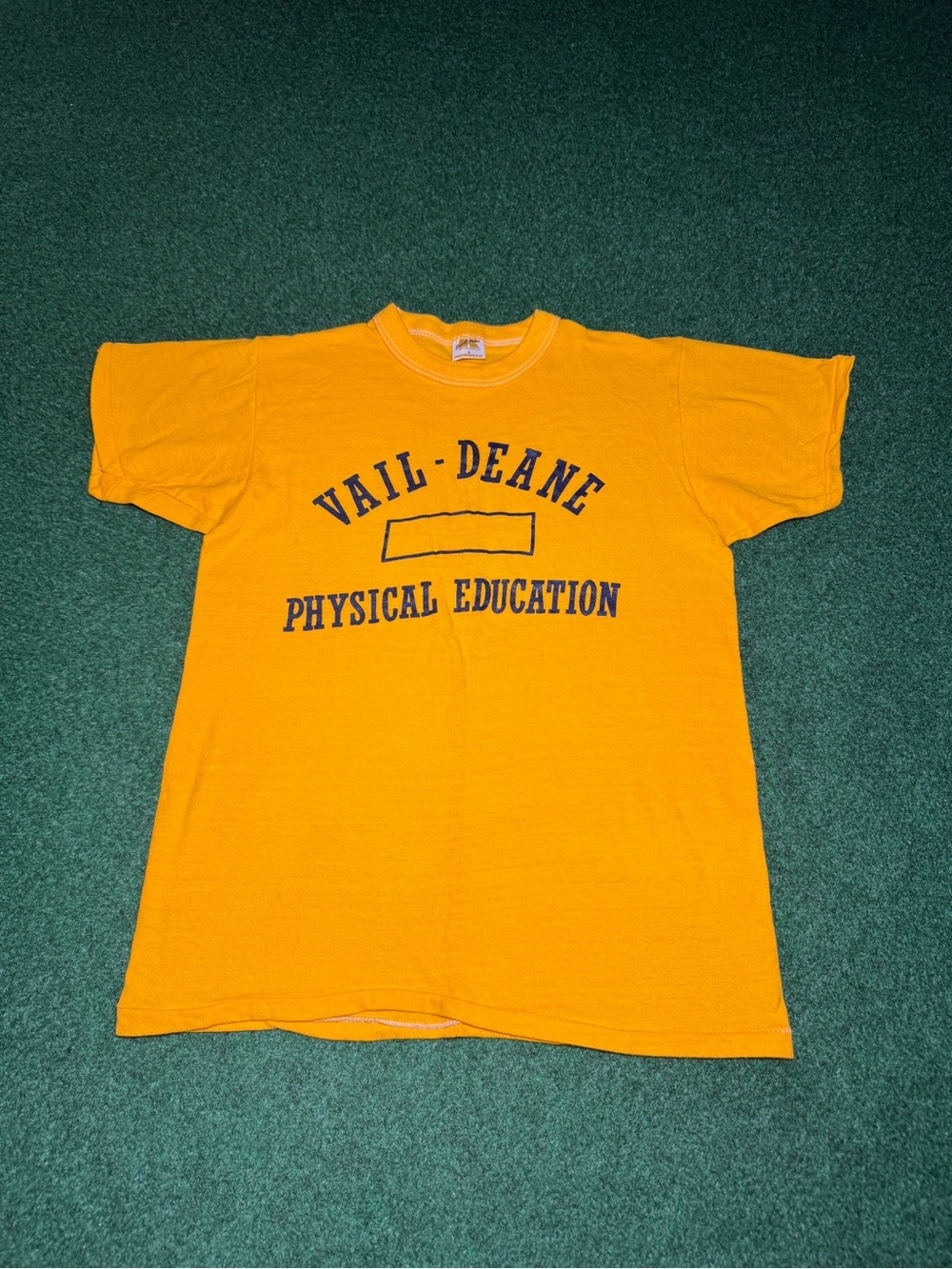 Vail Deane Physical Education Vintage 70s Russell Athletic XS/S T Shirt 16x22